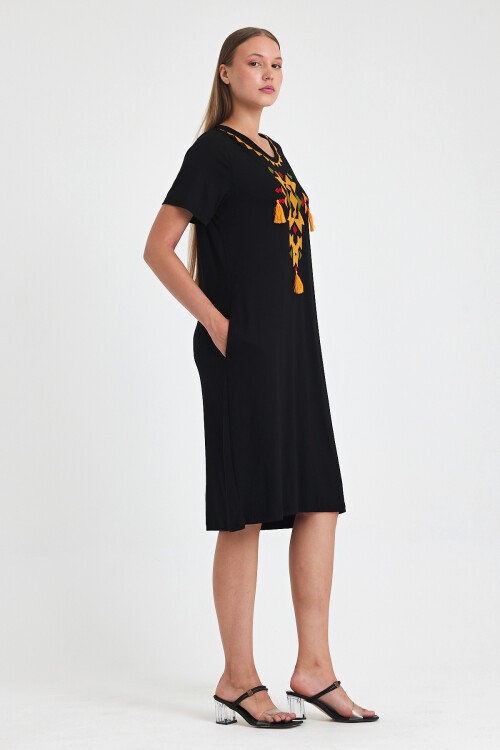 1025 Siyah Oranj Etnik Nakışlı Penye Viskon Elbise