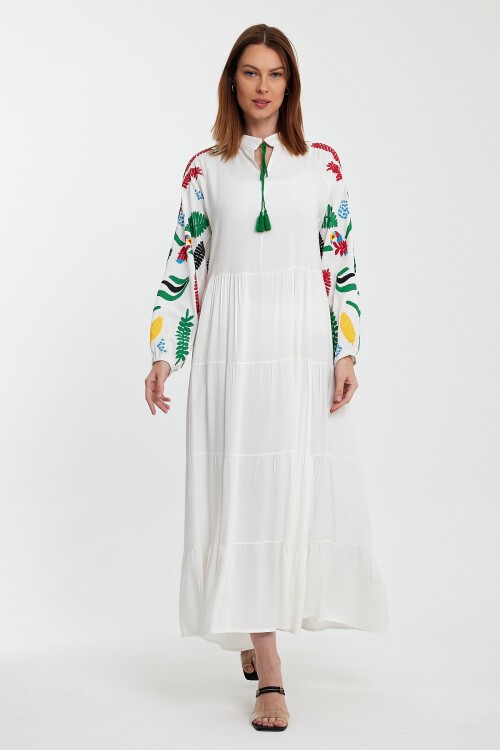 1027 Kadın Kolları Baskı Detaylı Yaka Bağcıklı Uzun Tesettür Elbise