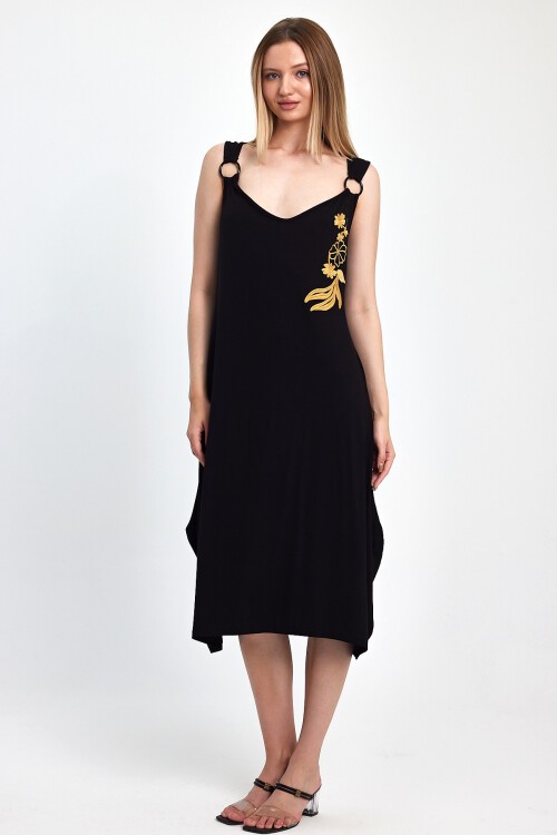 1039 Siyah Askılı Nakışlı Geniş Kalıp Penye Viskon Elbise