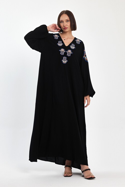 1044 Siyah Kadın V Yaka Nakış Detaylı Balon Kol Uzun Viskon Elbise