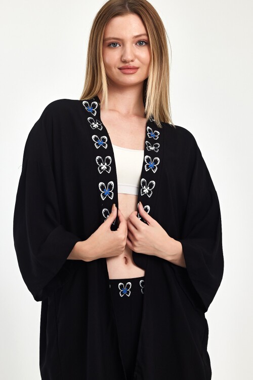 1056 Siyah Mavi Kelebek Desenli Sırt Detaylı Viskon Takım