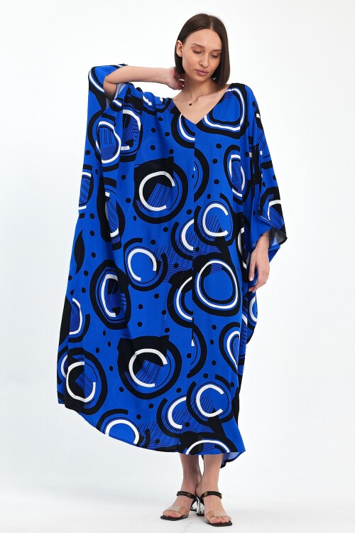 1067 Kadın Saks Mavi V Yaka Desenli Standart Beden Elbise