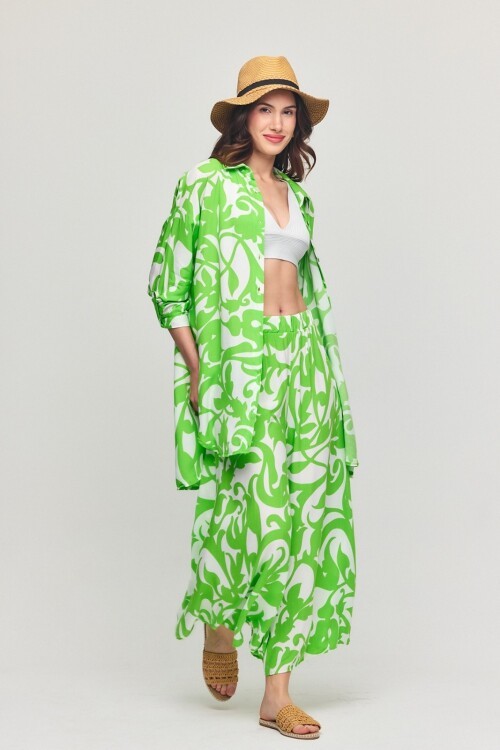 8223 Yeşil Desen Baskılı Gömlek Pantolon Takım