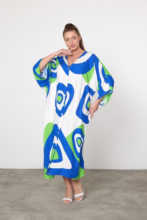 905 Beyaz Yeşil Nazar Boncuğu Temalı Büyük Beden Gömlek Elbise