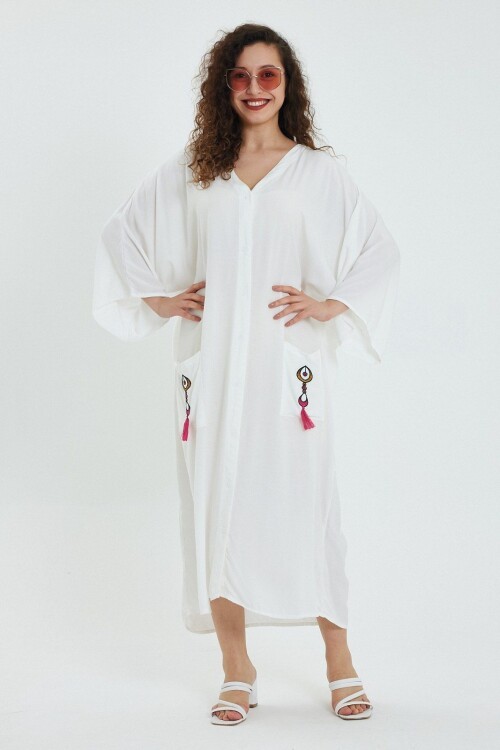 923 Beyaz Nakış Detay Büyük Beden Elbise