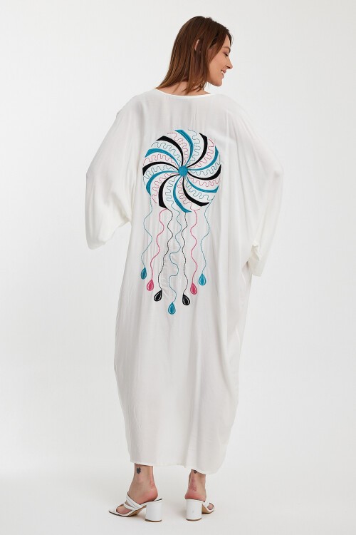 948 Beyaz Kadın V Yaka Düğme Kapalı Nakışlı Büyük Beden Gömlek Elbise