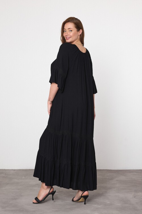 973 Siyah Madonna Yaka Yarım Kol Büyük Beden Elbise