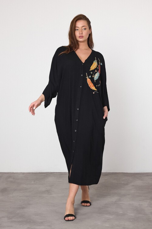 V042 Kadın V Yaka Yaprak Nakış Detaylı Büyük Beden Gömlek Elbise