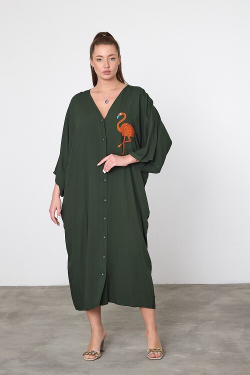 V049 Haki Kadın V Yaka Flamingo Nakışlı Büyük Beden Gömlek Elbise