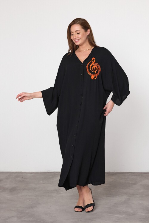 V050 Siyah Kadın V Yaka Düğme Kapalı Nota Nakış Detalı Büyük Beden Gömlek Elbise