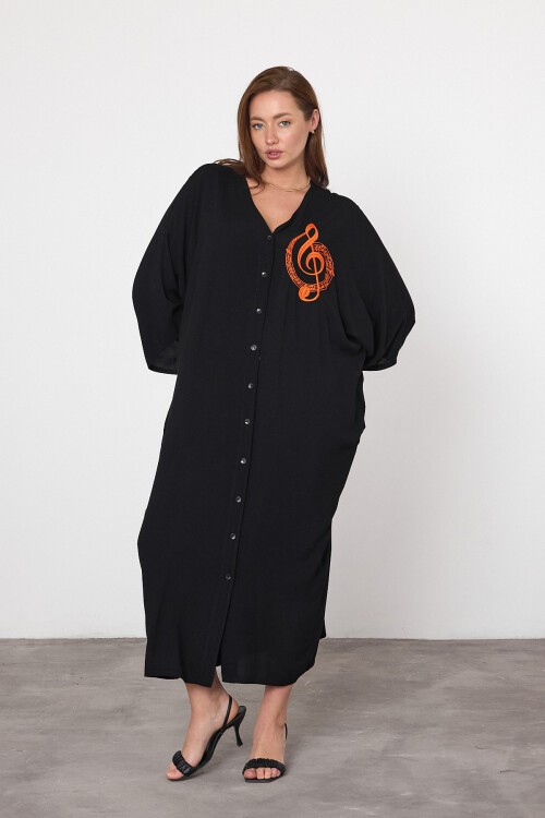 V050 Siyah Kadın V Yaka Düğme Kapalı Nota Nakış Detalı Büyük Beden Gömlek Elbise