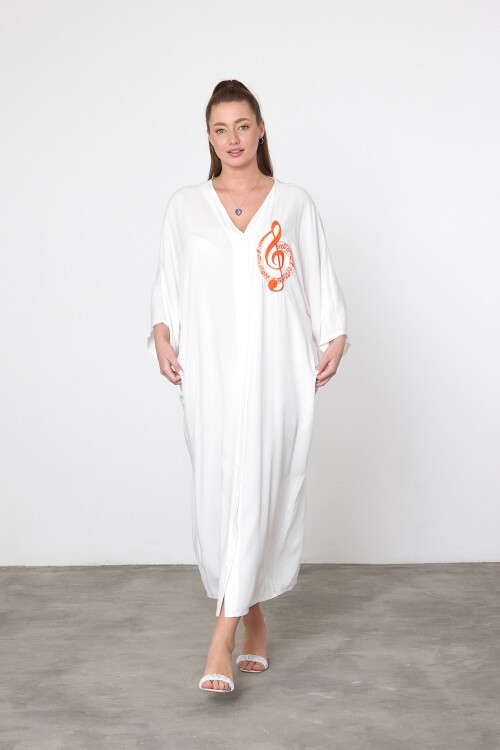 V050 Beyaz  Kadın V Yaka Düğme Kapalı Nota Nakış Detalı Büyük Beden Gömlek Elbise