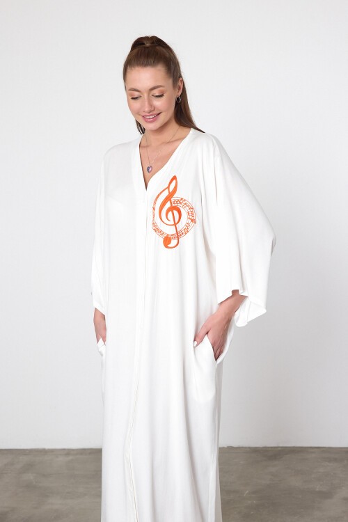 V050 Beyaz  Kadın V Yaka Düğme Kapalı Nota Nakış Detalı Büyük Beden Gömlek Elbise