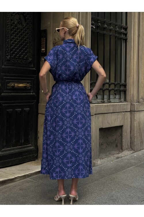 V083 Lacivert Mor Desenli Kuşak Detaylı Gömlek Elbise