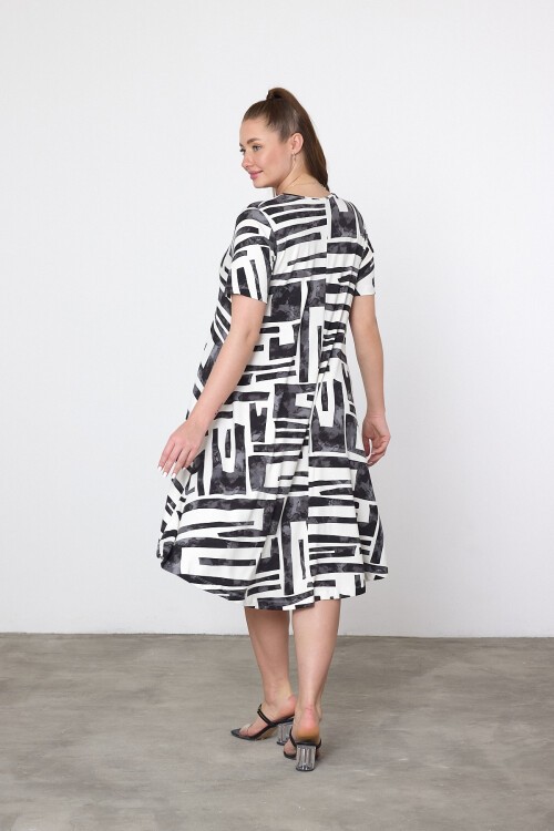 V20 Otantik Desenli V Yaka Kısa Kol Pamuk Penye Elbise