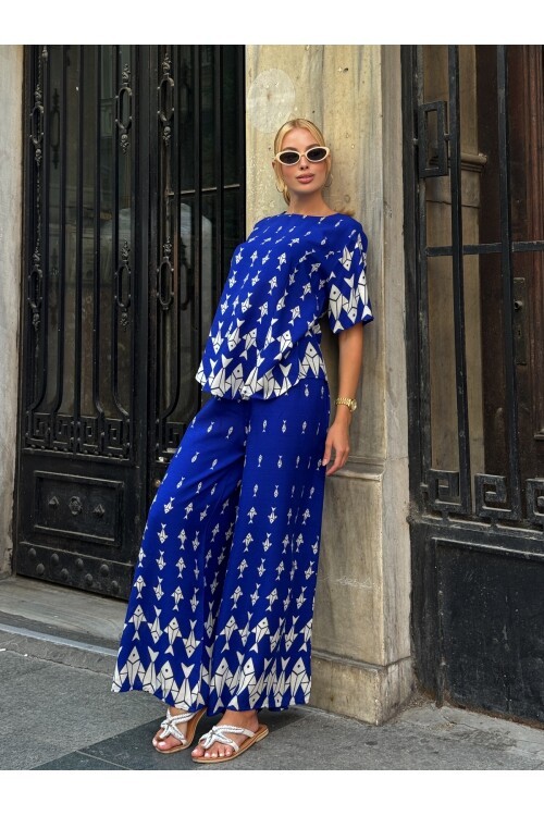 V201 Saks Mavi Balık Desenli Kısa Kol Bluz Pantolon Takım