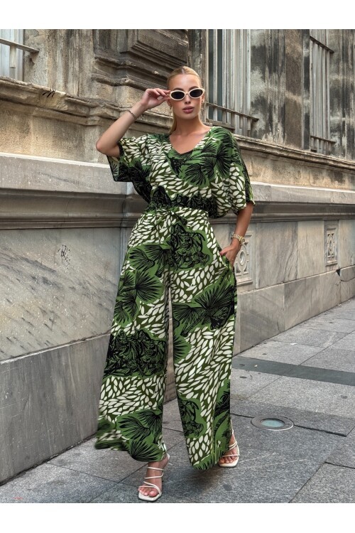 V205 Yeşil Floral Desen Kısa Kol Bluz Pantolon Takım