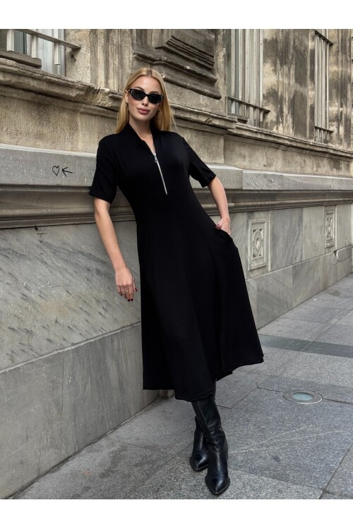 V237 Siyah Fermuarlı Yarım Kol Elbise