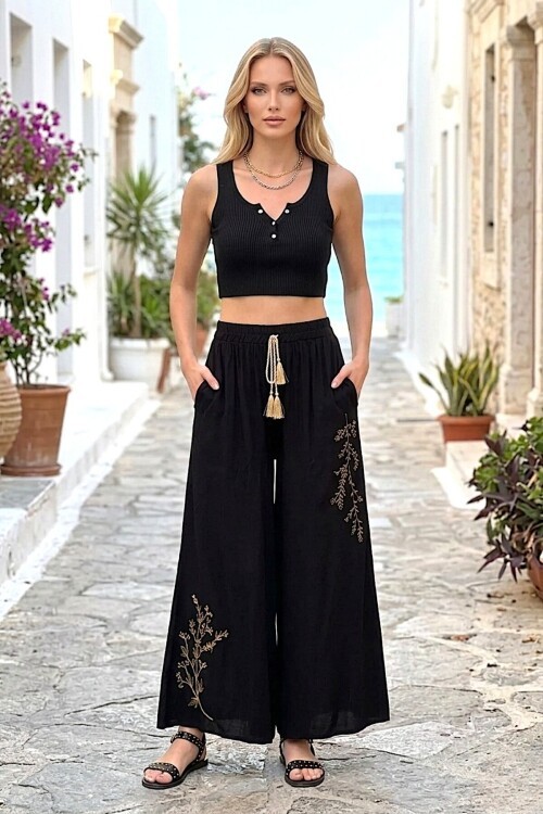 V251 Siyah Nakışlı Bol Paça Pantolon