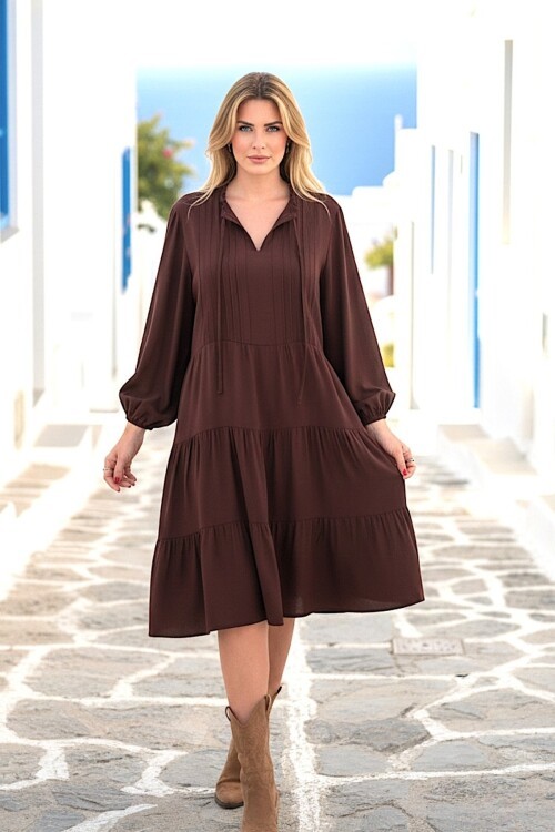 V257 Kahverengi Nervüllü Kısa Boy Elbise