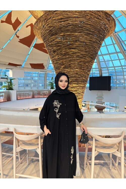 V275 Siyah Çiçek Nakışlı Viskon Takım