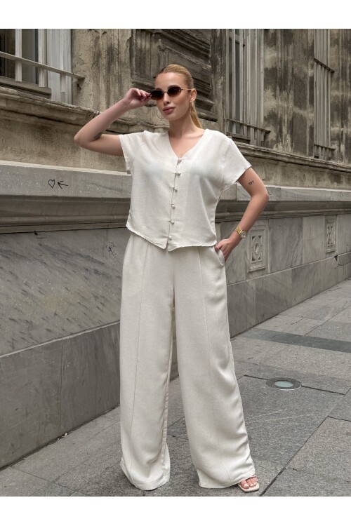 V419 Yarım Kol Boncuk Düğmeli Keten Takım