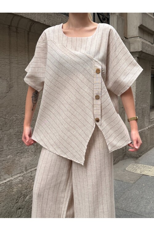 v427 Siyah Çizgili Yandan Düğmeli Keten Takım