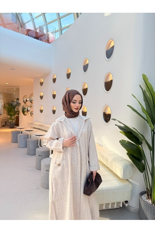 V428 Kahve Çizgili Kapuşonlu Keten Takım