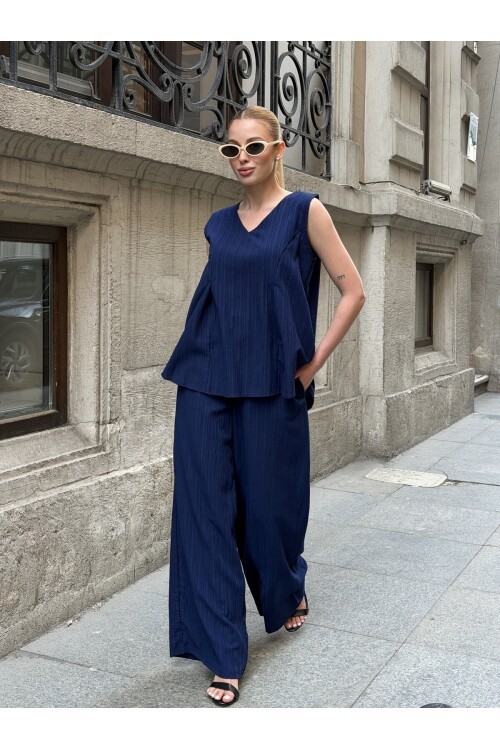 V433 Lacivert Sıfır Kol Tarak Boşluğu Takım