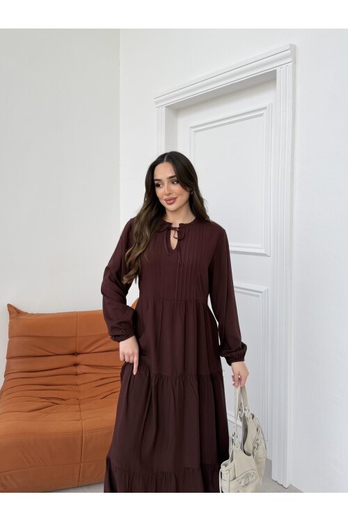 V297 Kahverengi Nervürlü Tesettür Elbise