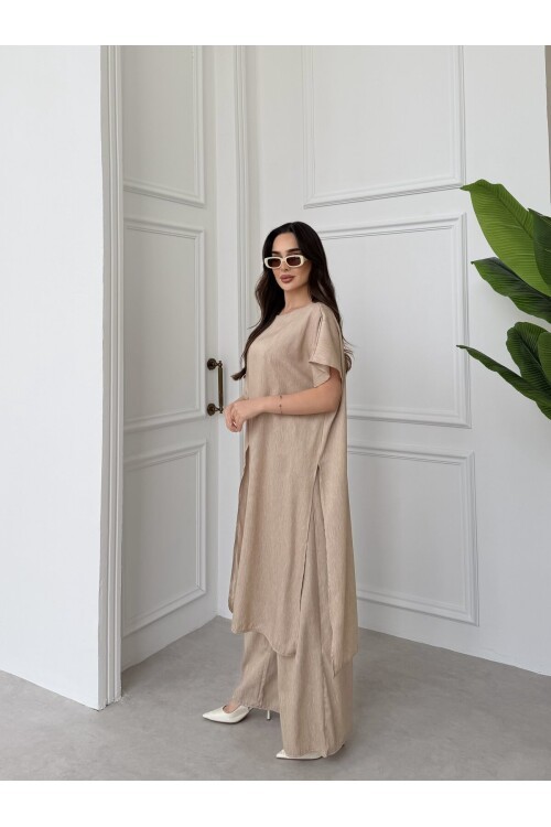 V442 Krem Önden Ve Arkadan Yırtmaçlı Tensel Takım