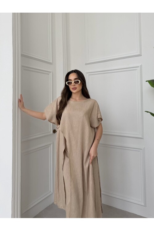 V442 Krem Önden Ve Arkadan Yırtmaçlı Tensel Takım