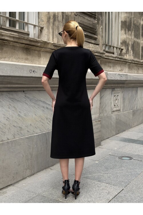 V508 Siyah Kırmızı Şeritli Yırtmaç Detaylı Oysho Elbise