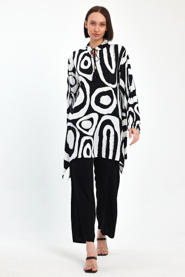 1017 Siyah Beyaz Mavi Desenli Hakim Yaka Viskon Takım