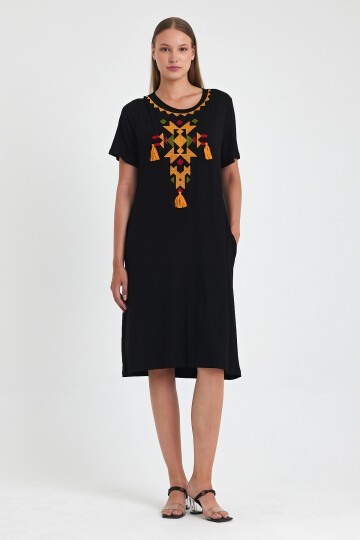 1025 Siyah Oranj Etnik Nakışlı Penye Viskon Elbise