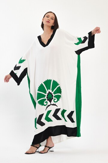 1034 Kadın V Yaka Etnik Desenli Büyük Beden Viskon Elbise