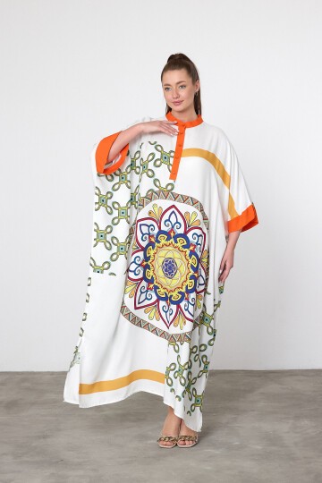 1089 Otantik Desen Yarım Kapamalı Hakim Yaka Büyük Beden Elbise