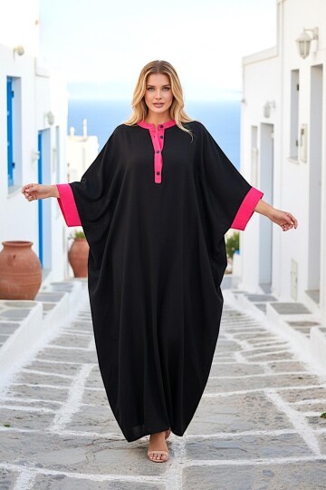 949 Siyah Sırt Nakış Detaylı Yarım Kapama Büyük Beden Elbise