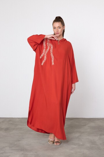 V037 Kiremit Yarım Fermuarlı Kapüşonlu Viskon Elbise