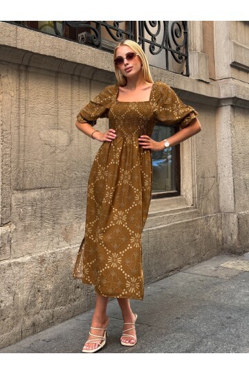 V095 Kadın Kare Yaka Gipeli Desenli Viskon Elbise