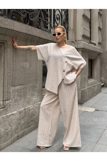 v427 Siyah Çizgili Yandan Düğmeli Keten Takım