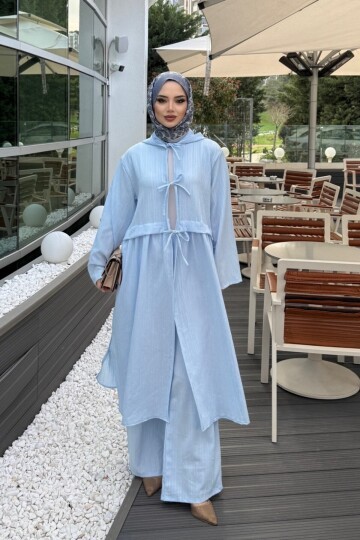 V430 Mavi Önden Bağlamalı Keten Takım