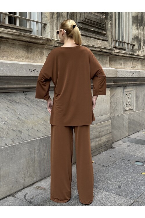 V233 Kahve İki İplik Takım