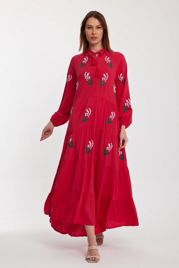 926 Pembe Kadın Bisiklet Yaka Bağcıklı Nakış Detaylı Balon Kol Uzun Elbise